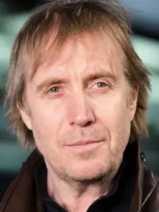 Ρις Ίφανς (Rhys Ifans)