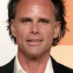Γουόλτον Γκόγκινς (Walton Goggins)