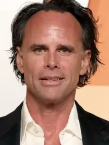 Γουόλτον Γκόγκινς (Walton Goggins)