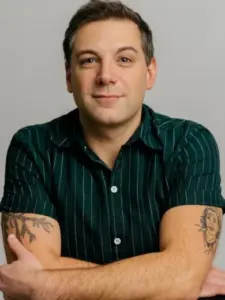 Aaron Harris