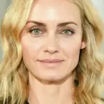 Amber Valletta