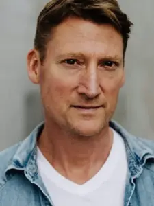 Aaron Pearl