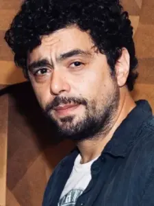 Alberto Ajaka