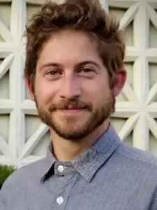 Alex D. Linz