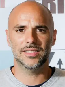 Alexandre Bustillo