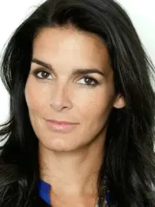 Angie Harmon