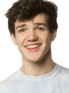 Aaron Carpenter