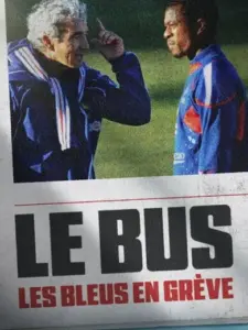 Le Bus : Les Bleus en grève
