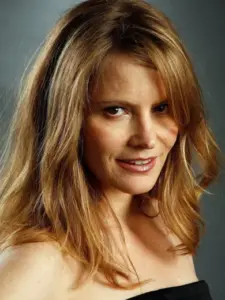 Τζένιφερ Τζέισον Λι (Jennifer Jason Leigh)