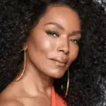 Άντζελα Μπάσετ (Angela Bassett)