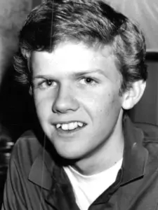 Robert MacNaughton
