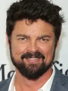 Καρλ Ούρμπαν (Karl Urban)