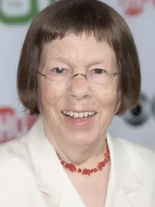 Λίντα Χαντ (Linda Hunt)