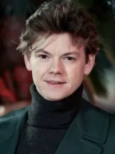 Τόμας Μπρόντι-Σάνγκστερ (Thomas Brodie-Sangster)