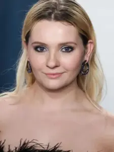 Άμπιγκεϊλ Μπρέσλιν (Abigail Breslin)