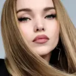 Ντοβ Κάμερον (Dove Cameron)