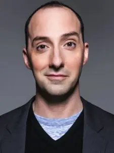 Τόνι Χέιλ (Tony Hale)