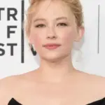Χέιλι Μπένετ (Haley Bennett)