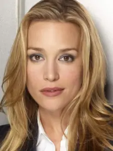 Πάιπερ Περάμπο (Piper Perabo)