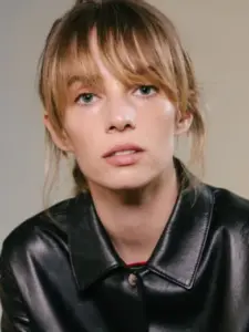 Μάγια Χοκ (Maya Hawke)