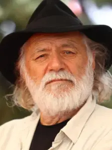 Ράντε Σερμπέτζια (Rade Šerbedžija)