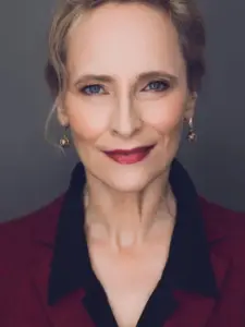 Laila Robins
