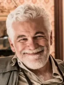 Luis Estrada