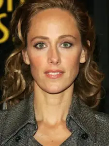 Kim Raver