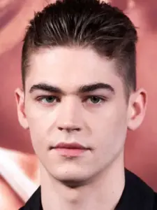 Hero Fiennes Tiffin