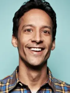 Ντάνι Πούντι (Danny Pudi)