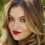Lili Simmons