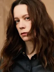 Chloe Pirrie