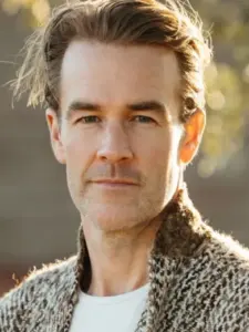 Τζέιμς Βαν Ντερ Μπικ (James Van Der Beek)