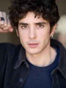 Nicolas Maupas