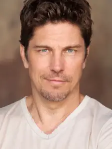 Μάικλ Τρούκο (Michael Trucco)