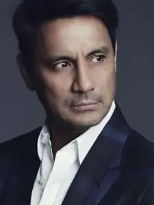 Richard Gomez