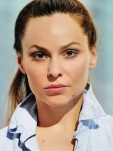 Mina Tander