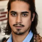 Άβαν Τζόγκια (Avan Jogia)