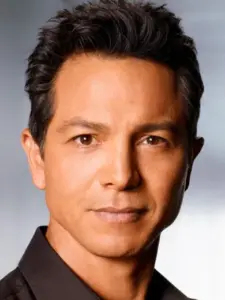 Μπέντζαμιν Μπρατ (Benjamin Bratt)