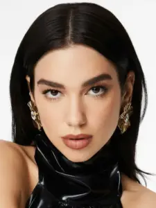 Ντούα Λίπα (Dua Lipa)
