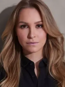 Carla Diaz