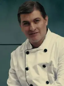 César Román