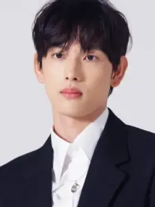 Yim Si-wan