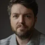 Τομ Μπερκ (Tom Burke)