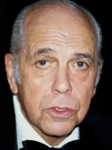 Robert Manuel