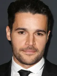 Κρίστοφερ Άμποτ (Christopher Abbott)
