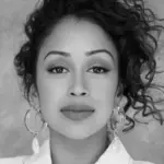 Λίζα Κόσι (Liza Koshy)