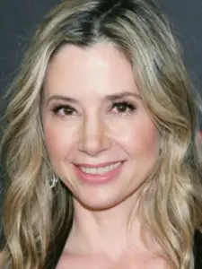 Mira Sorvino