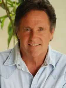 Robert Hays