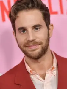 Μπεν Πλατ (Ben Platt)